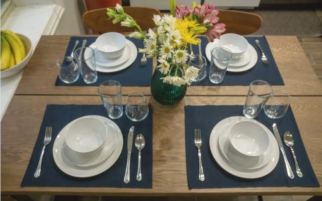 Clemente's listing on misterb&b - Dining room table