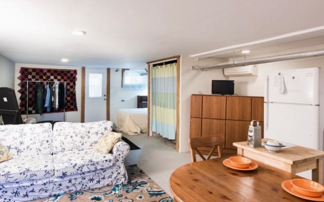 Studio apartment next to subway stop