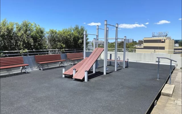 Spacieux 1 bdm apt avec piscine, gym et parking interne - Photo 15