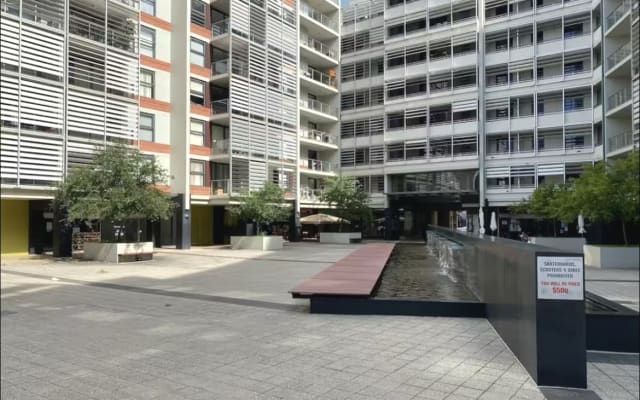 Spacieux 1 bdm apt avec piscine, gym et parking interne - Photo 17