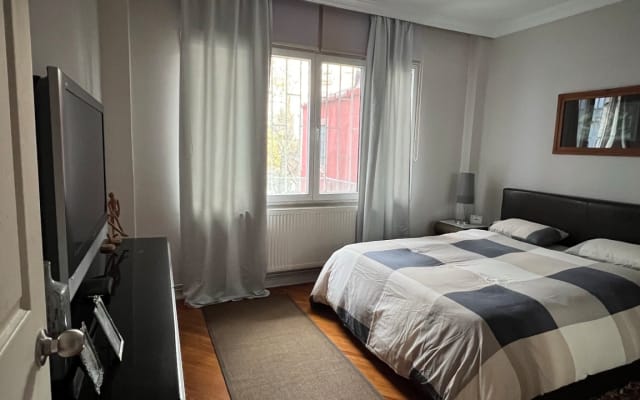 Dispone de habitaciones dobles limpias, luminosas y espaciosas. - Foto 7