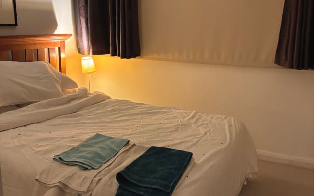 Double bedroom in Islington (N1).Close to all shops etc