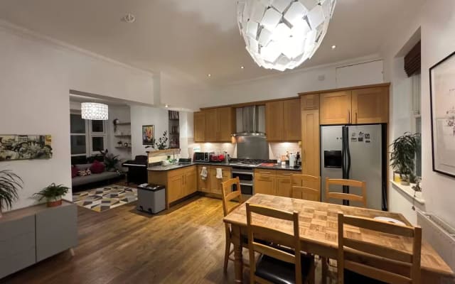 Beautiful Double Room - Tower of London