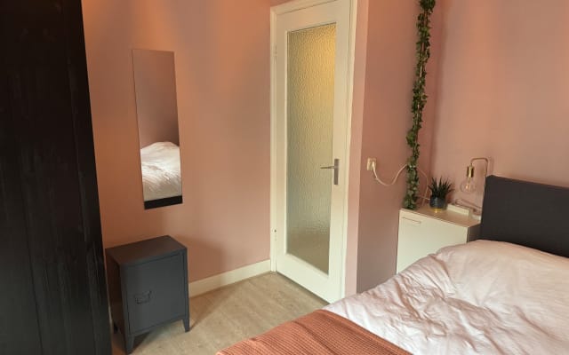 Kel's listing on misterb&b - BEDROOM