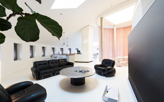 Water Tower Penthouse - Luxury in the historic water tower