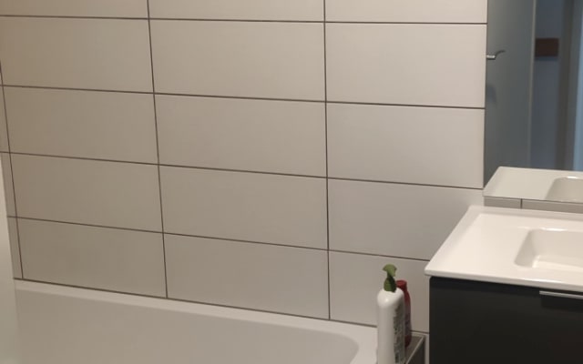 hello les loulous 
la petite chambre privée