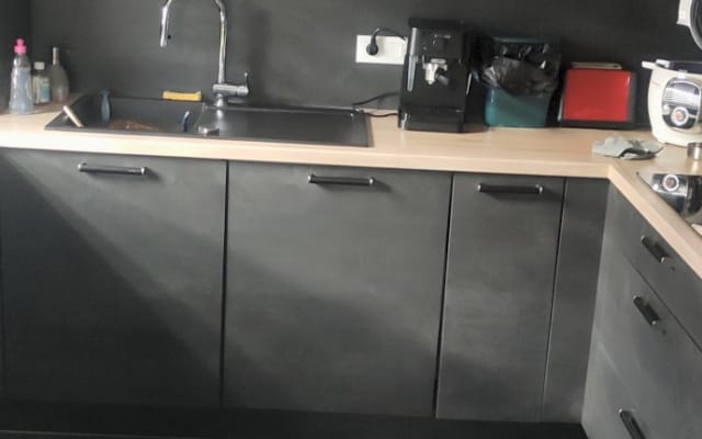 hello les loulous 
la petite chambre privée