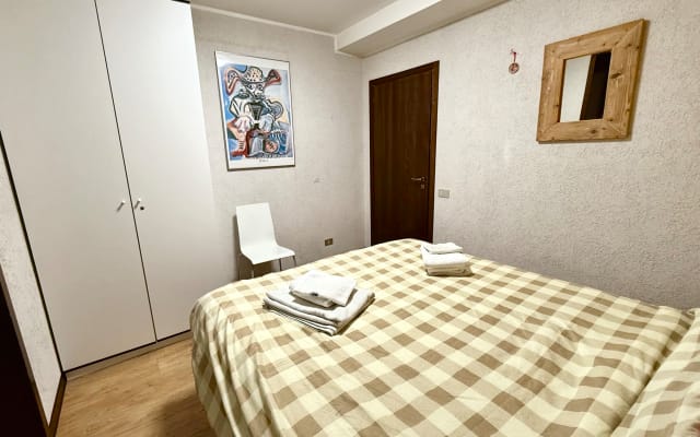 Apartment in historic place for relaxation in the mountains near Sondrio - Picture 21