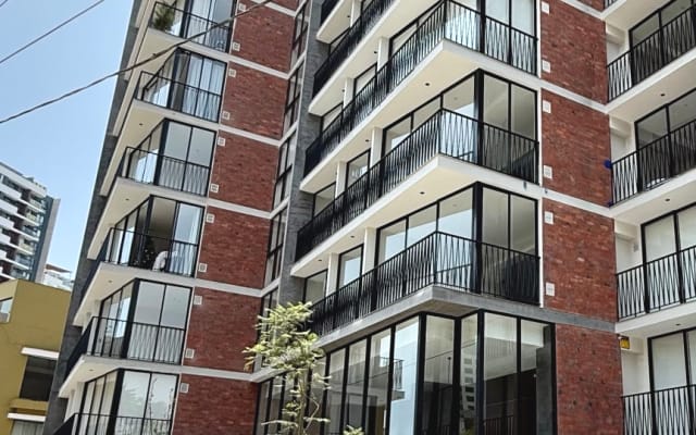 Brand new apartment in Miraflores, 1 block from the Malecon. - Picture 10