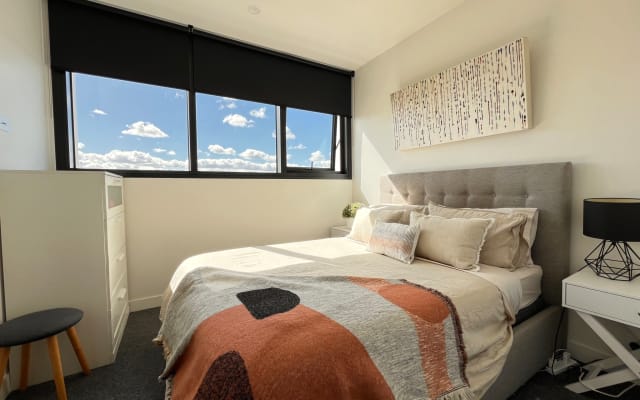 Richmond - Melbourne home-stay with R&G !