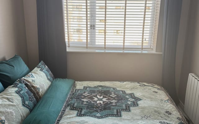 Habitación doble en barrio costero