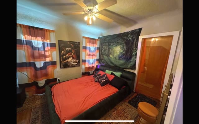 Suite privada e espaçosa numa bela casa