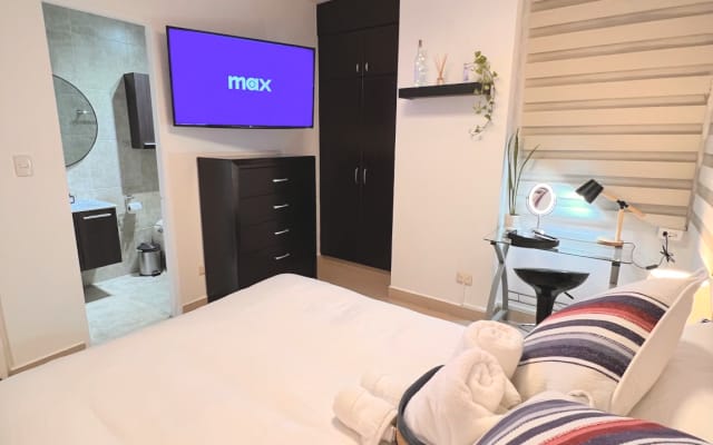 Quarto luxuoso com casa de banho privativa e café/chá - Foto 6