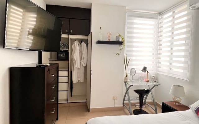 Quarto luxuoso com casa de banho privativa e café/chá - Foto 3