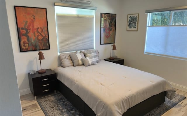 Schönes Haus mit einem Schlafzimmer in Pasadena, Kalifornien!