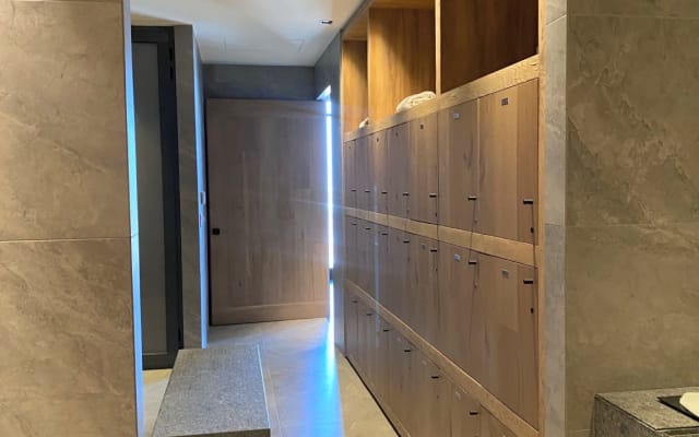 Komfortable Zimmer mit luxuriösen Annehmlichkeiten, in bester Lage.