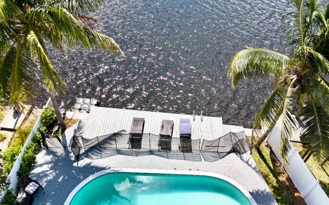 Wilton Manor Waterfront Oasis Villa 3, Room 302 BED A