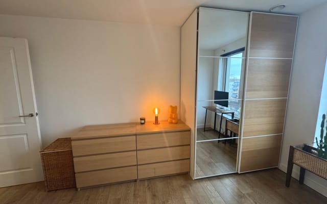 Modern and spacious apartment in south London gaybourhood