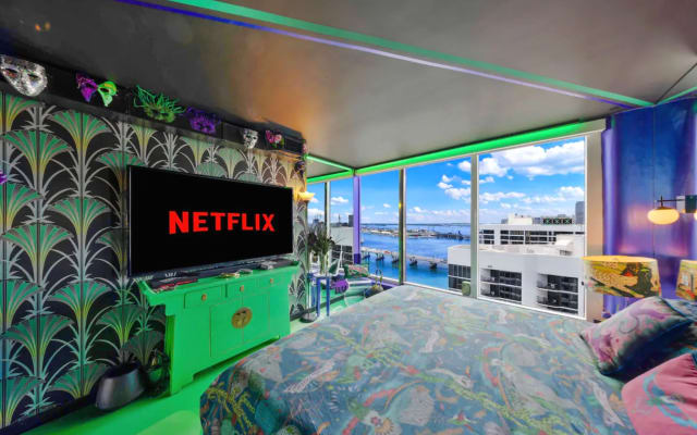 MAGIQUE MIAMI DISCO CLOUD CONDO.  LA MEILLEURE VUE DE LA VILLE !