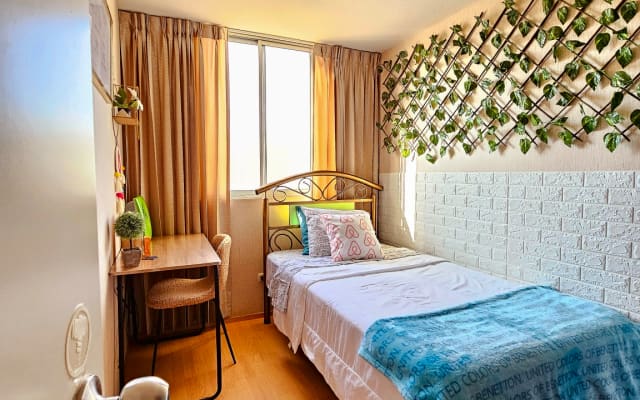 Kleines Zimmer mit Gemeinschaftsbad