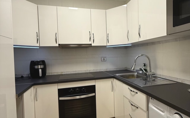 Room in the center of Vecindario. - copy 01