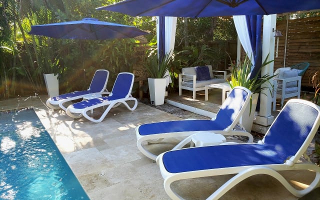 Clothing Optional Gay Mens Retreat/ Heated Pool/ Private Patio/Palm A