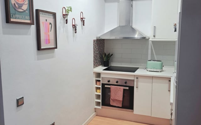 Nice and sunny apartment in the center. - Picture 8