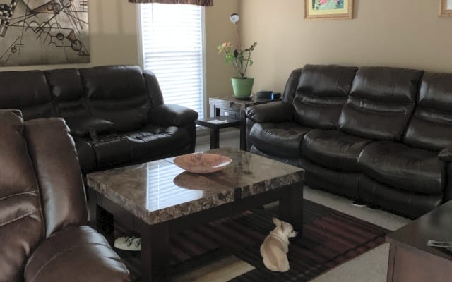 Spacious and Clean Room for rent in Lawrenceville