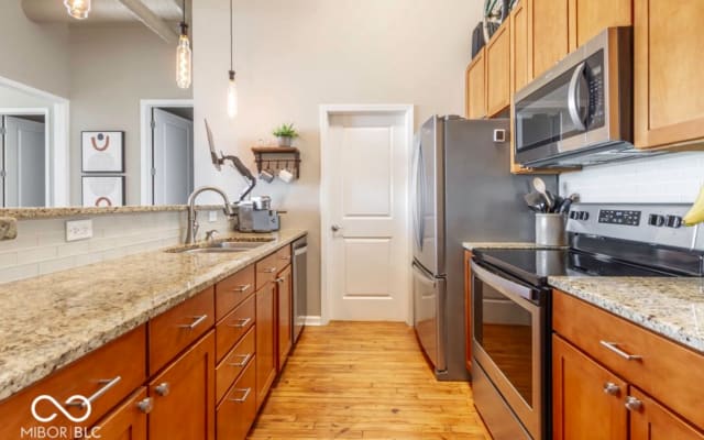 Precioso condominio en el centro de Indy, cerca de todo lo popular