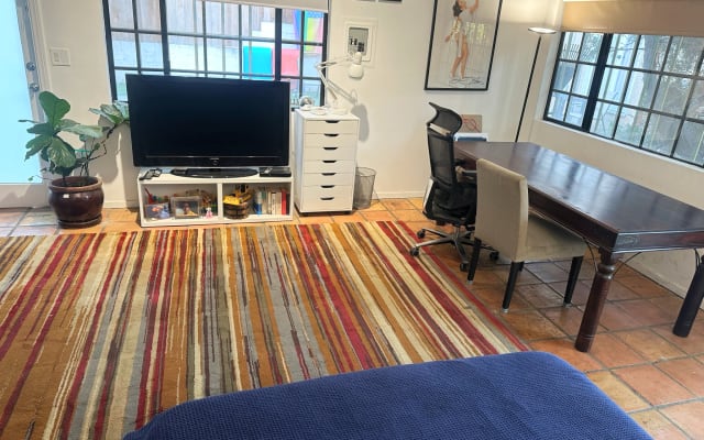 Gay Dads Guesthouse in the Heart of WeHo