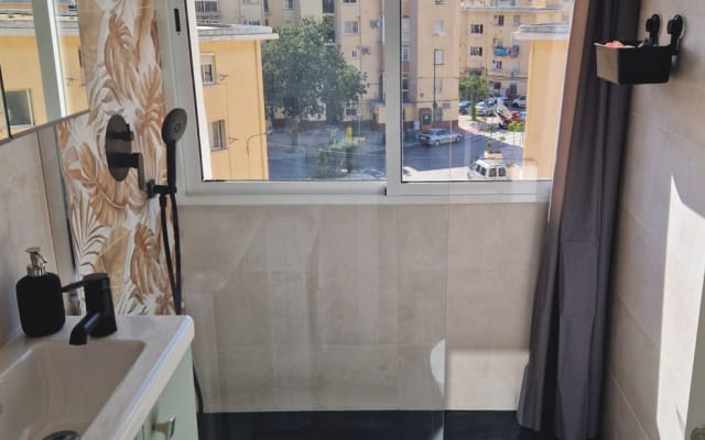 Habitación doble tranquila cerca del centro y playa - I. - Foto 8