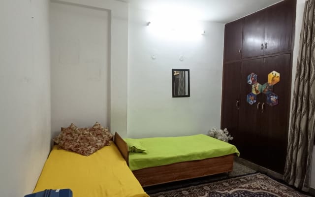 Quarto independente com o máximo de comodidades, parece uma casa...  - cópia