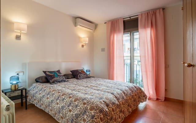 Modern Boho flat, 100 metres from beach - Picture 16