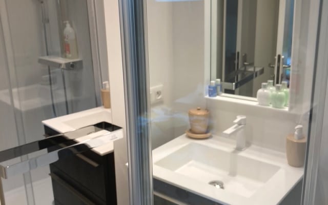 Zimmer im Architektenhaus mit eigenem Bad