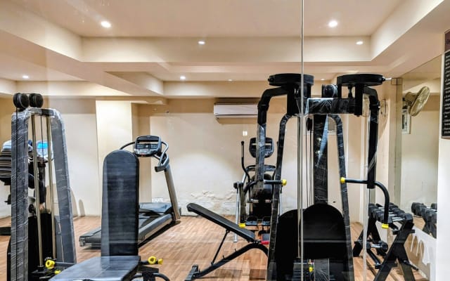 Swapnils Inserat auf misterb&b - common gym in the building 