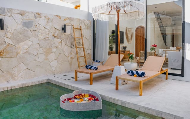 8Minuten Fahrt zum Strand, Batu Bolong Villa, 2BR Pool