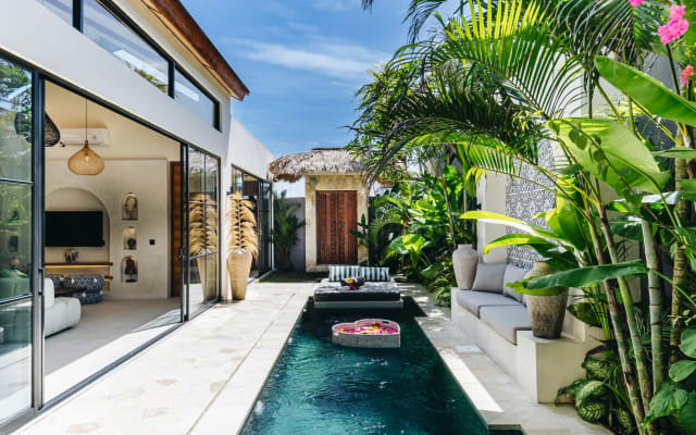 2BR Pool Rooftop Villa - 5" Fahrt zum Strand - Personal