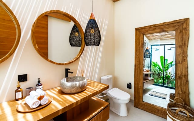 2BR Pool Rooftop Villa - 5" Fahrt zum Strand - Personal