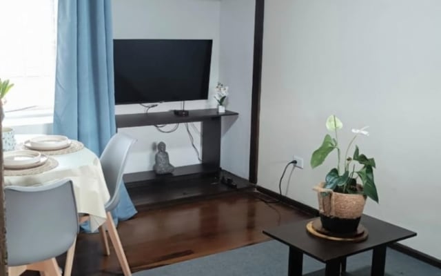Espace partagé dans un environnement sûr et convivial (canapé-lit)