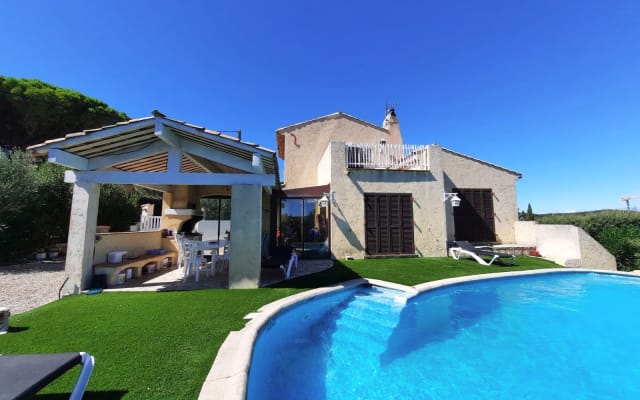 Beautiful T2 of 40M2 on the heights of St Aygulf