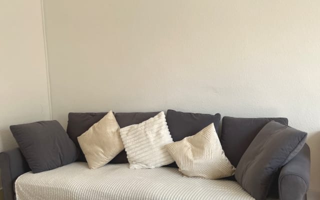 Belle chambre dans un appartement situé au centre de Genève