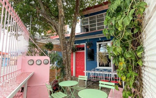 Apartamento céntrico en casa histórica, cerca de toda la escena queer