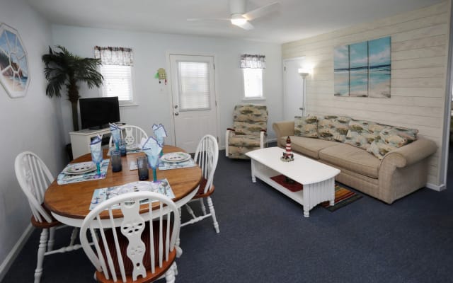 Dog Friendly BEACHBLOCK
