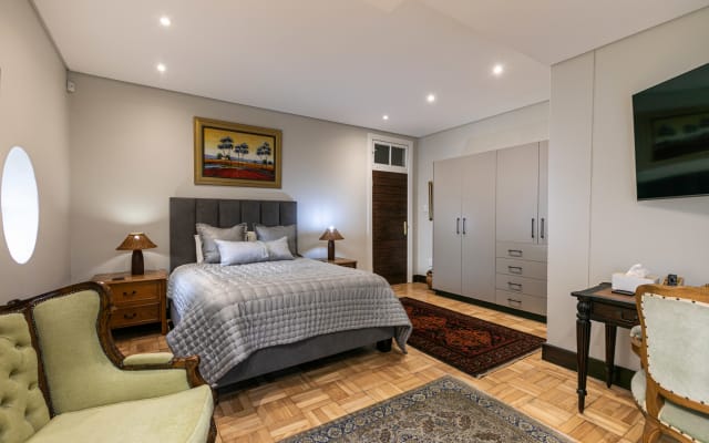 Modern apartment close to the Parks