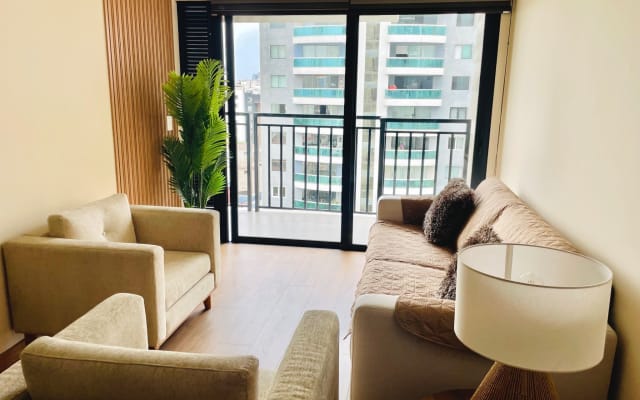 Apartamento com uma boa vista a poucos passos do Malecon - Miraflores