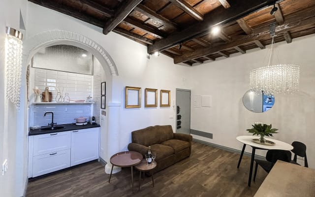 CHARMING HOUSE IN TRASTEVERE, IN THE HEART OF ROME
