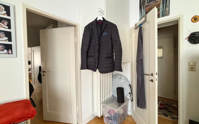 Guestroom in our flat, with direct metro line to Frankfurt trade fair