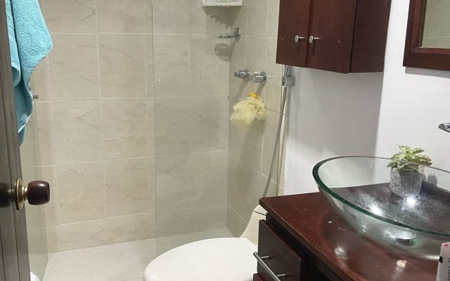 Zimmer in schöner Wohnung in den besten Gegenden von Bogota. - Kopie 01