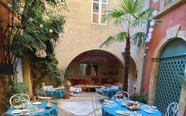 Nel centro storico medievale di Tarascon en Provence