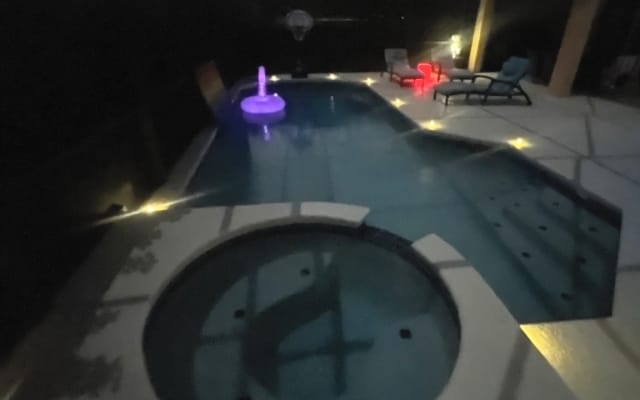 Boutique-Style Gay Men’s Guesthouse (Bdrm #5-Bed #1)